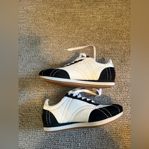 NWOT Toteme sport sneakers - Picture 4 of 7